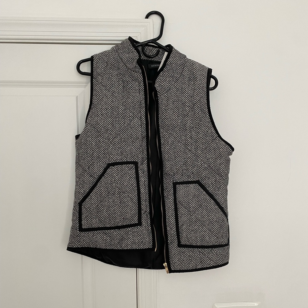 NWT gray and black quilted vest